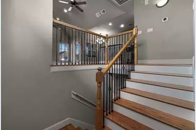 325 Grove Street, Houston, TX 77020 - Photo 9