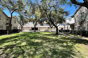 850 W Heights Hollow Ln, Houston, TX 77007 - Photo 27