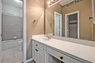15530 Wooden Oak Ct, Houston, TX 77059 - Photo 31