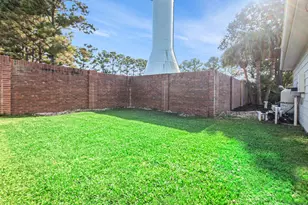 15530 Wooden Oak Ct, Houston, TX 77059 - Photo 37