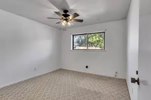 418 Oakhill Dr, Conroe, TX 77304 - Photo 29