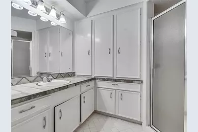 418 Oakhill Drive, Conroe, TX 77304 - Photo 25