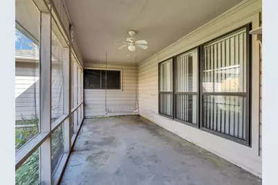 418 Oakhill Drive, Conroe, TX 77304 - Photo 33