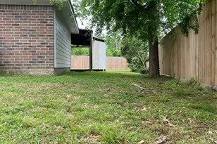 3601 Colleen Meadows Cir, Houston, TX 77080 - Photo 11