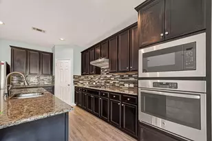 6638 Miller Shadow Ln, Sugar Land, TX 77479 - Photo 15
