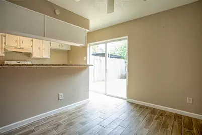 1556 Silverpines Road #556, Houston, TX 77062 - Photo 5