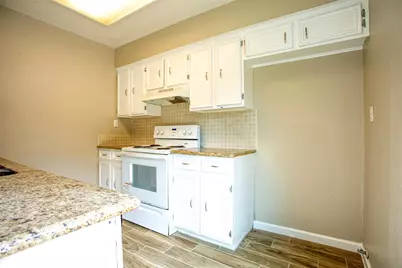 1556 Silverpines Road #556, Houston, TX 77062 - Photo 7