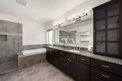 6703 Saxton Manor Street, Houston, TX 77055 - Photo 15