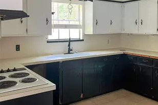10002 Ella Lee Ln, Houston, TX 77042 - Photo 7