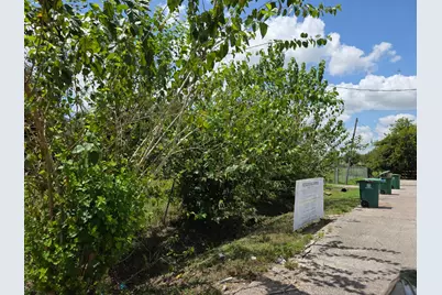 4358 Davenport Street, Houston, TX 77051 - Photo 5