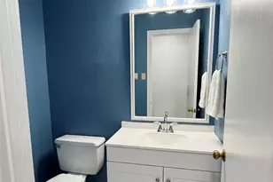 1789 Saxony Ln, Houston, TX 77058 - Photo 9