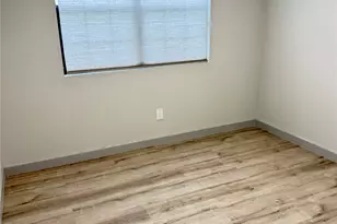 210 N Mattson St, West Columbia, TX 77486 - Photo 17