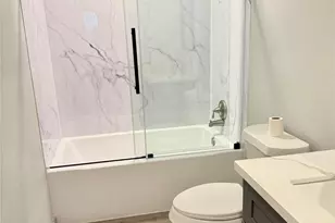 210 N Mattson St, West Columbia, TX 77486 - Photo 15