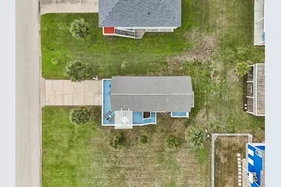 13626 Pirates Beach Boulevard, Galveston, TX 77554 - Photo 39
