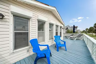 13626 Pirates Beach Blvd, Galveston, TX 77554 - Photo 21