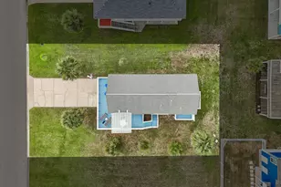 13626 Pirates Beach Blvd, Galveston, TX 77554 - Photo 31