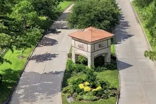 11023 Greenstone Park Ln, Houston, TX 77089 - Photo 41