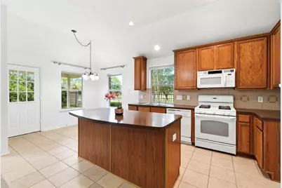 11023 Greenstone Park Lane, Houston, TX 77089 - Photo 15