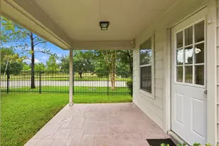 11023 Greenstone Park Ln, Houston, TX 77089 - Photo 35