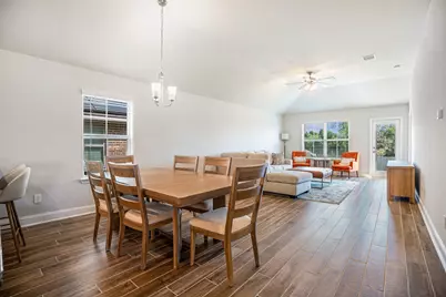 4401 East Bayou Maison Circle, Dickinson, TX 77539 - Photo 5