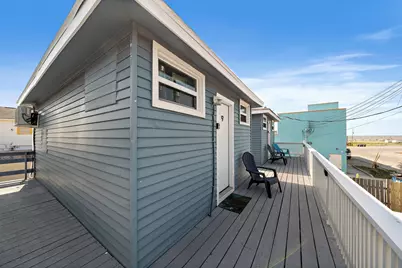 1102 8th Street, Galveston, TX 77550 - Photo 5