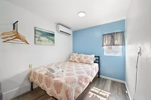 1102 8th St, Galveston, TX 77550 - Photo 9