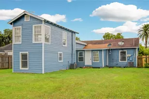 1427 W 6th Street St, Freeport, TX 77541 - Photo 25