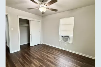 7427 Avenue I #D, Houston, TX 77011 - Photo 11
