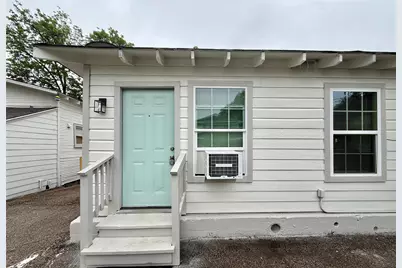 7427 Avenue I #D, Houston, TX 77011 - Photo 3