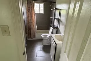 6914 Radcliffe St, Houston, TX 77091 - Photo 11
