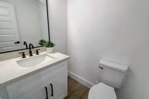 1207 Dewalt St, Houston, TX 77088 - Photo 23