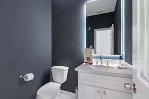 8407 James Franklin St, Houston, TX 77088 - Photo 17