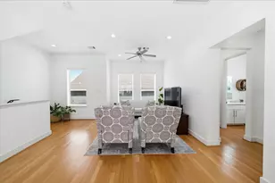 1910 Fletcher St, Houston, TX 77009 - Photo 13