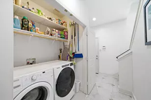 1910 Fletcher St, Houston, TX 77009 - Photo 11