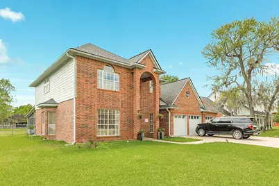 54 Peppermint Court, Lake Jackson, TX 77566 - Photo 3