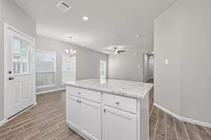 220 Emerald Thicket Ln, Huffman, TX 77336 - Photo 13