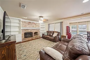 600 Hampton Hall Ln, Conroe, TX 77302 - Photo 13
