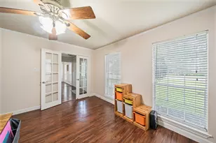 600 Hampton Hall Ln, Conroe, TX 77302 - Photo 17