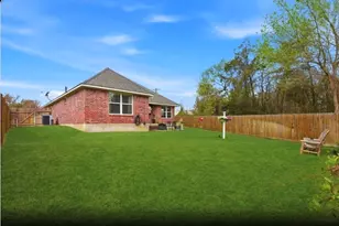 232 N Dixie St, Brenham, TX 77833 - Photo 37