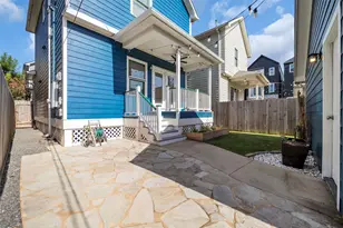1029 W 15th 1/2 St, Houston, TX 77008 - Photo 23