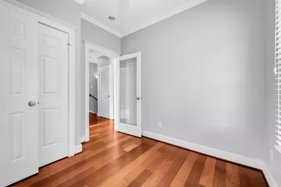 1029 W 15th 1/2 Street, Houston, TX 77008 - Photo 17