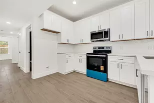 430 Rhode Island St, Houston, TX 77029 - Photo 7