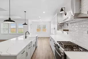 12119 Willow Way Ave, Mont Belvieu, TX 77535 - Photo 7