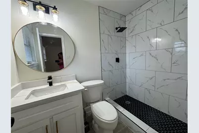 6523 Glen Rock Drive, Houston, TX 77087 - Photo 11
