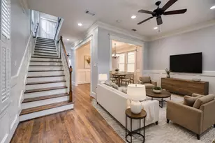 426 W 25th St, Houston, TX 77008 - Photo 3