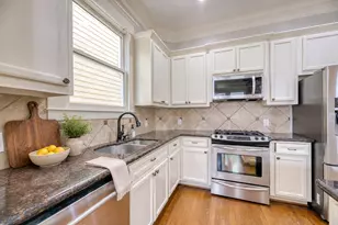 426 W 25th St, Houston, TX 77008 - Photo 7