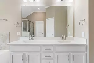 9024 S Comanche Cir, Willis, TX 77378 - Photo 13