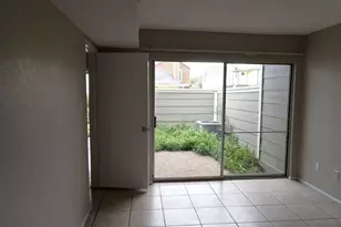 6383 Dryad Dr, Houston, TX 77035 - Photo 3