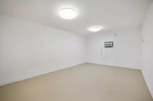 13311 St Marys Ln, Houston, TX 77079 - Photo 31