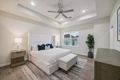 6346 Paddington Bend Drive, Houston, TX 77008 - Photo 1
